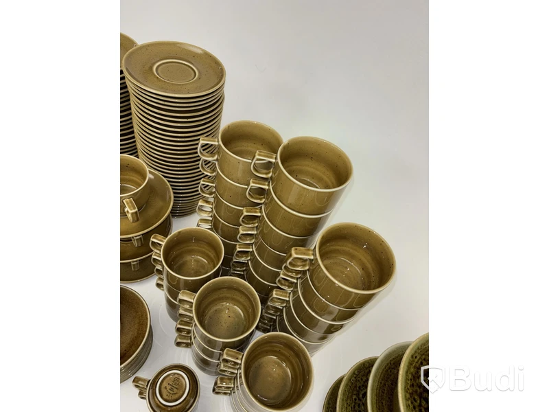 Lot of porcelain and stoneware