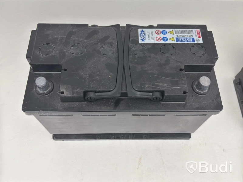 2 st. Bilbatterier Ford, GK2T-10655-FA
