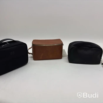 3 st. Necessärer MMVBAGS