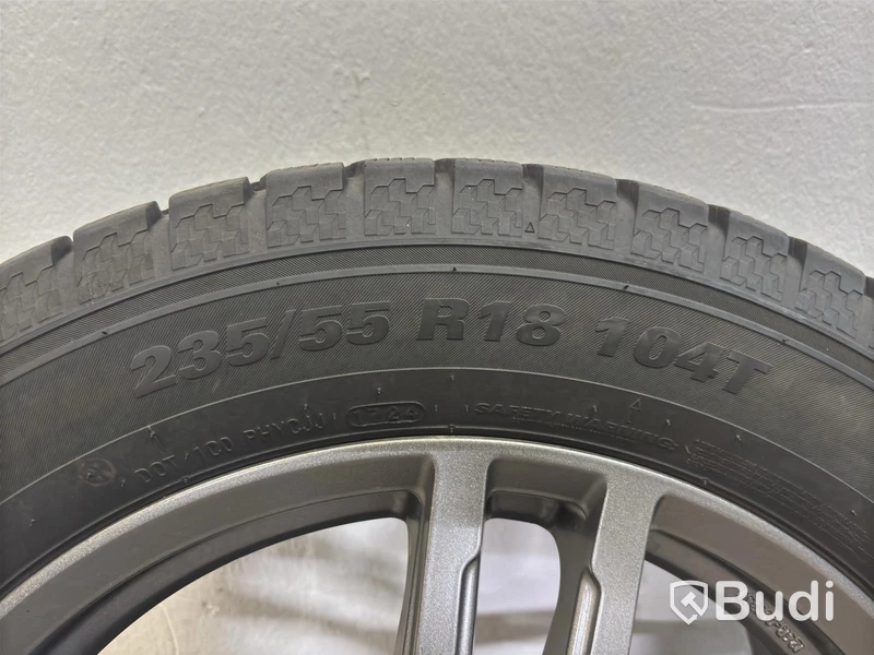 4 st. Åretrunt hjul, Kumho, 235/55 R18 104T