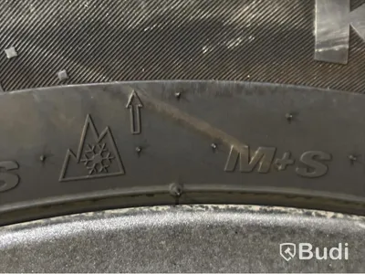 4 st. Åretrunt hjul, Kumho, 235/55 R18 104T