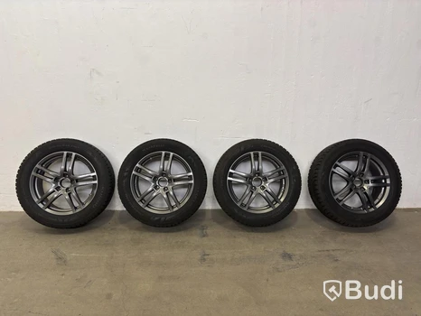4 st. Åretrunt hjul, Kumho, 235/55 R18 104T