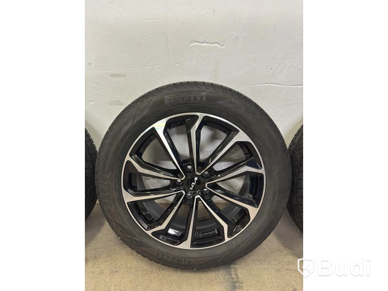 4 st. Åretrunt hjul, Pirelli, 235/55 R19 105H