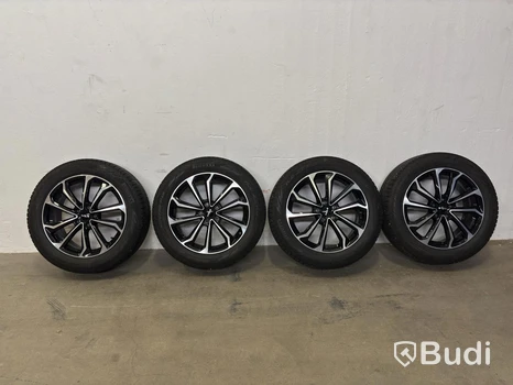 4 st. Åretrunt hjul, Pirelli, 235/55 R19 105H