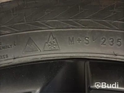 4 Studded All-Season Wheels, Nokian Tyres, 235/50 R19 103T