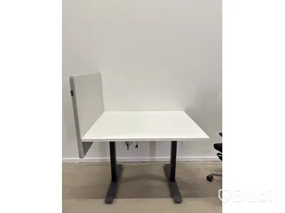 Height-adjustable desk with screen, Edsbyn, incl. office chair