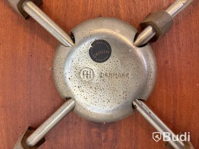 2 st. Stolar Fritz Hansen, ”Sjuan” Arne Jacobsen