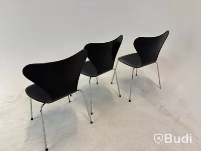 3 st. Stolar Stolar Fritz Hansen, ”Sjuan” Arne Jacobsen
