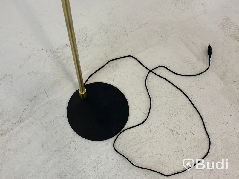 Golvlampa Markslöjd