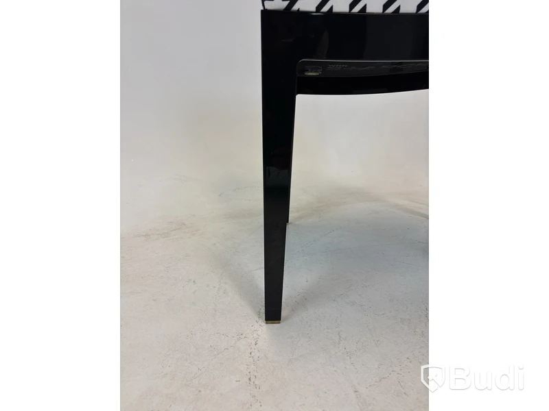 2 st stolar Mademoiselle kartell with starck