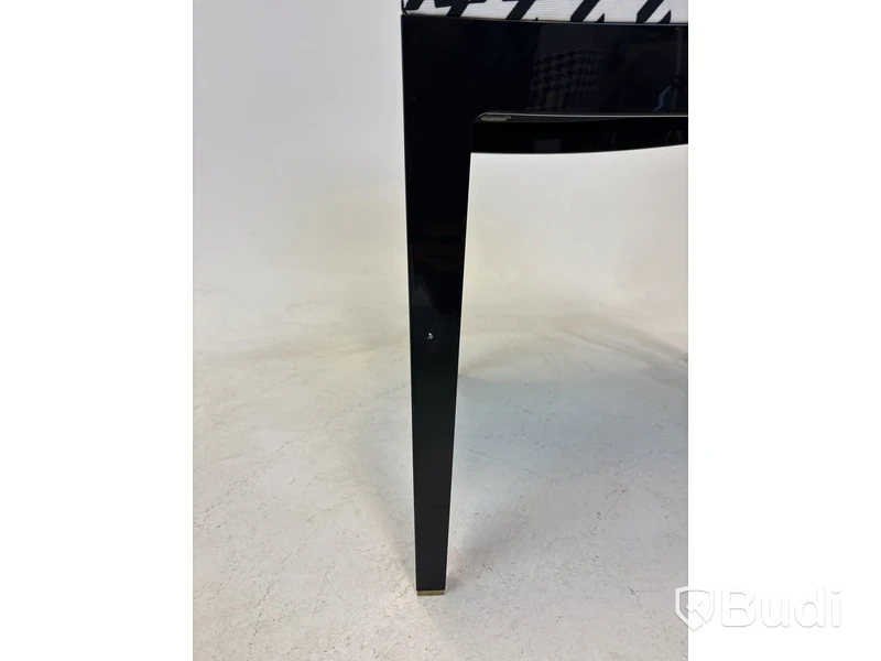 2 st stolar Mademoiselle kartell with starck