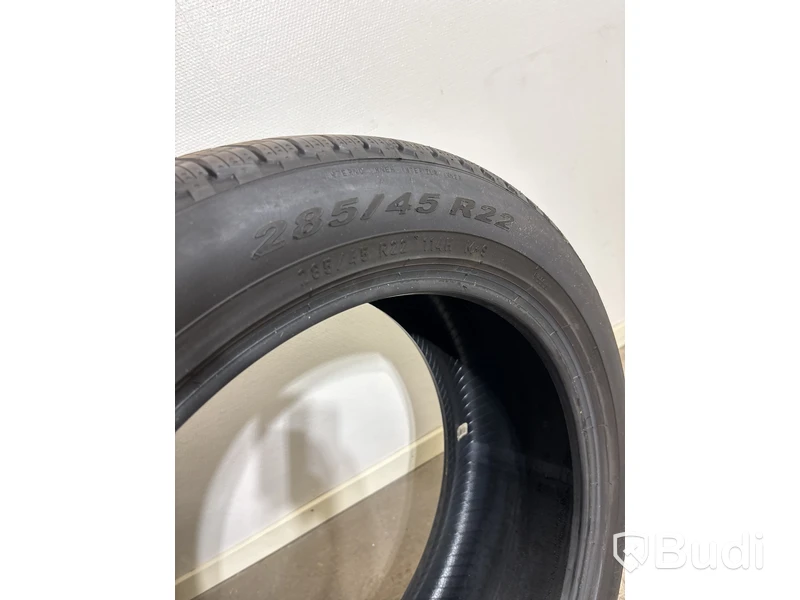 4 st. Däck Pirelli Scorpion, 285/45 R22