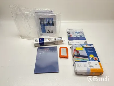 lamineringsmaskin, pappersskärare och en inbindningsmaskin från GBC och Dahle.