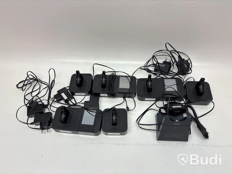 10 st. Hörlurar Jabra olika modeller med diverse tillbehör.