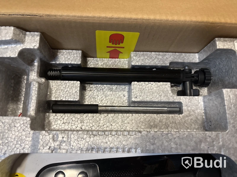 2 st. ROBOTGRÄSKLIPPARE MAMMOTION YUKA MINI 600KVM - RESERVDELSOBJEKT