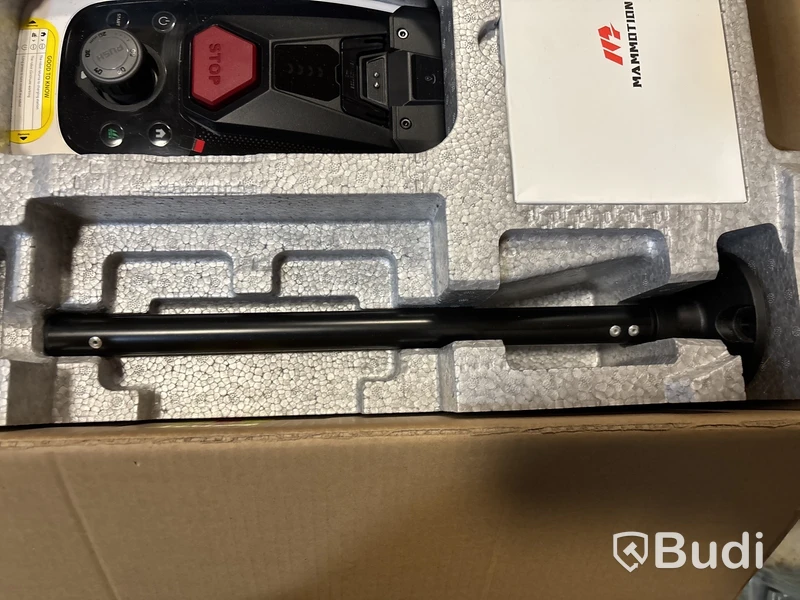 2 st. ROBOTGRÄSKLIPPARE MAMMOTION YUKA MINI 600KVM - RESERVDELSOBJEKT