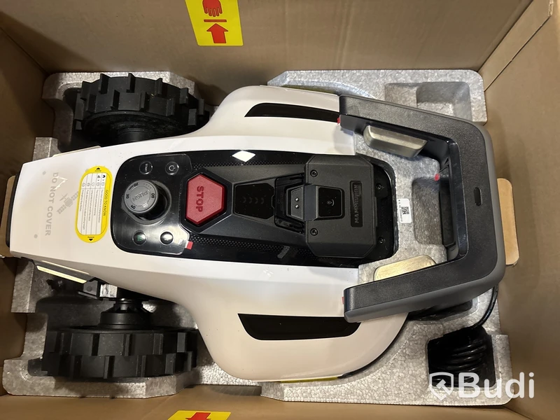 2 st. ROBOTGRÄSKLIPPARE MAMMOTION YUKA MINI 600KVM - RESERVDELSOBJEKT