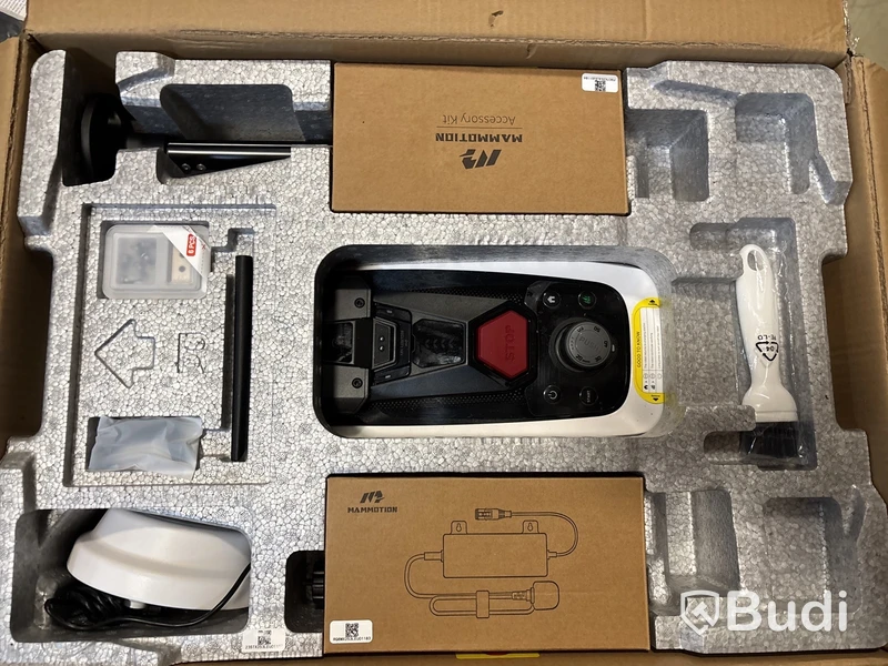 2 st. ROBOTGRÄSKLIPPARE MAMMOTION YUKA MINI 600KVM - RESERVDELSOBJEKT