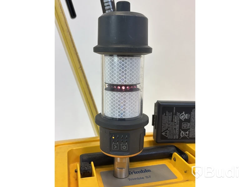 Totalstation Trimble S7, med tripod och fältdatorer