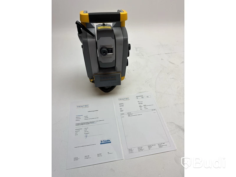 Totalstation Trimble S7, med tripod och fältdatorer