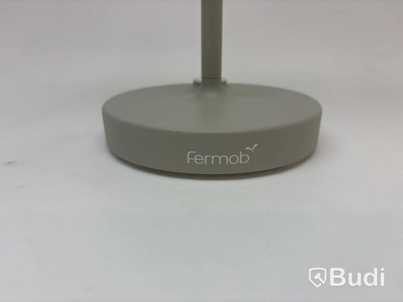 Bordslampa Fermob, Mooon.