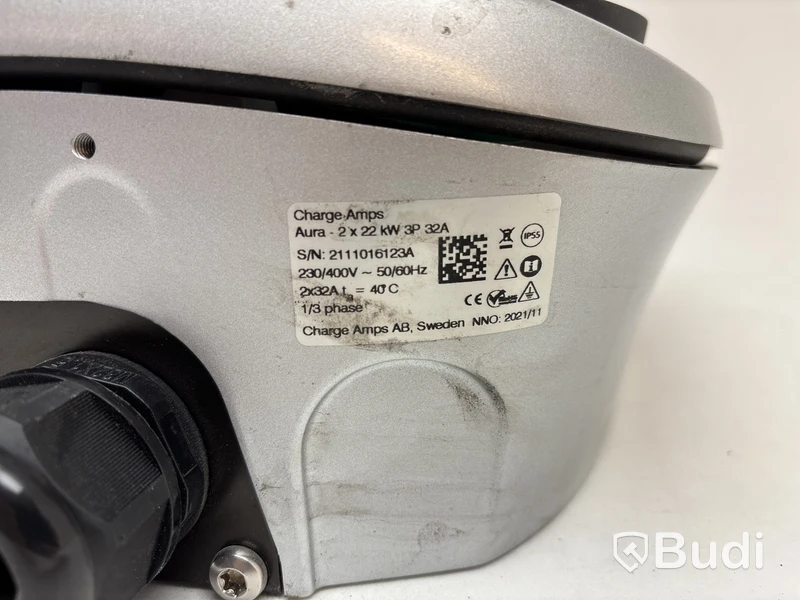 Laddbox Charge Amps, Aura inkl. laddkabel Connect