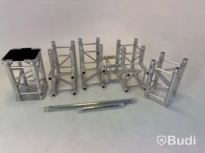 Parti med aluminiumfackverk och tillbehör