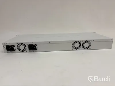 2 st. Routrar MicroTik, cloud core