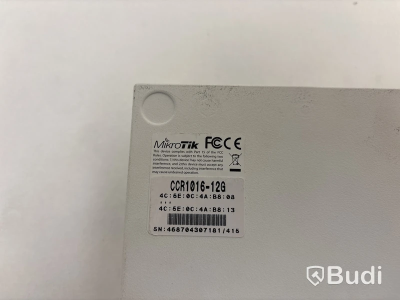 2 st. Routrar MicroTik, cloud core