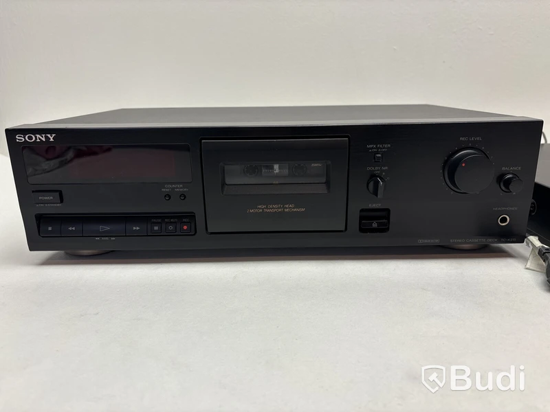 Kassettspelare Sony TC-K215 och DVD-spelare Marantz DV4001