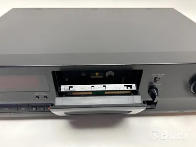 Kassettspelare Sony TC-K215 och DVD-spelare Marantz DV4001