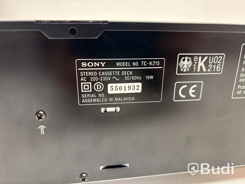 Kassettspelare Sony TC-K215 och DVD-spelare Marantz DV4001
