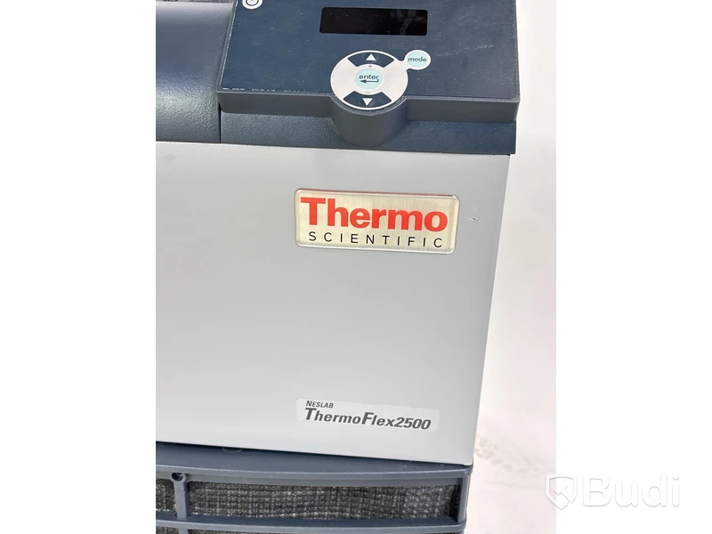 Thermo Scientific ThermoFlex 2500 Chiller