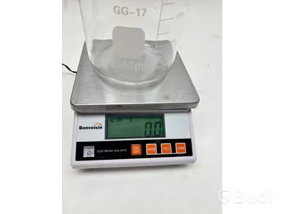 Bonvoisin precision scale, incl. glass beaker