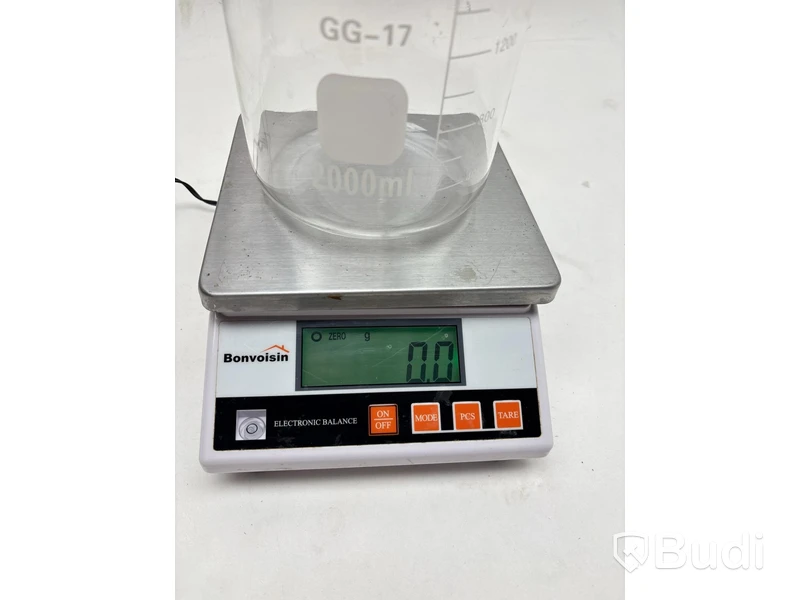 Bonvoisin precision scale, incl. glass beaker