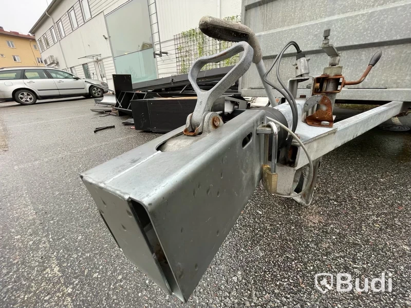 Bromsat kåpsläp Thule LV1000 | 2008 - Reparationsobjekt
