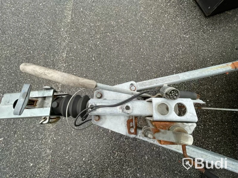 Bromsat kåpsläp Thule LV1000 | 2008 - Reparationsobjekt