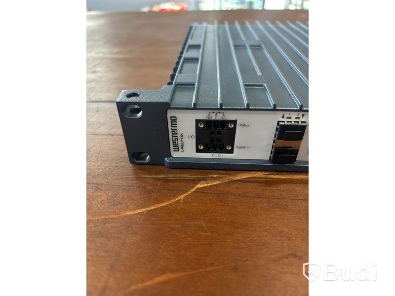 Switch Ny, Westermo rackmonterad Redfox-5528-F4G-T24G-HV