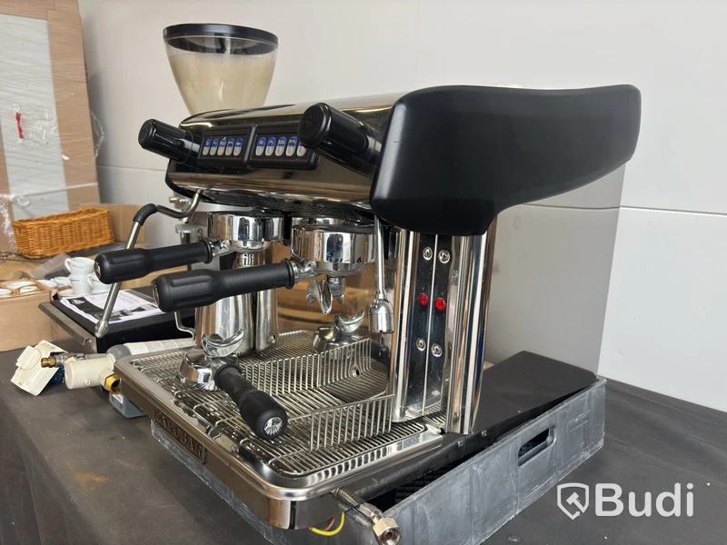 Kaffemaskin Expobar Megacrem, med kvarn.