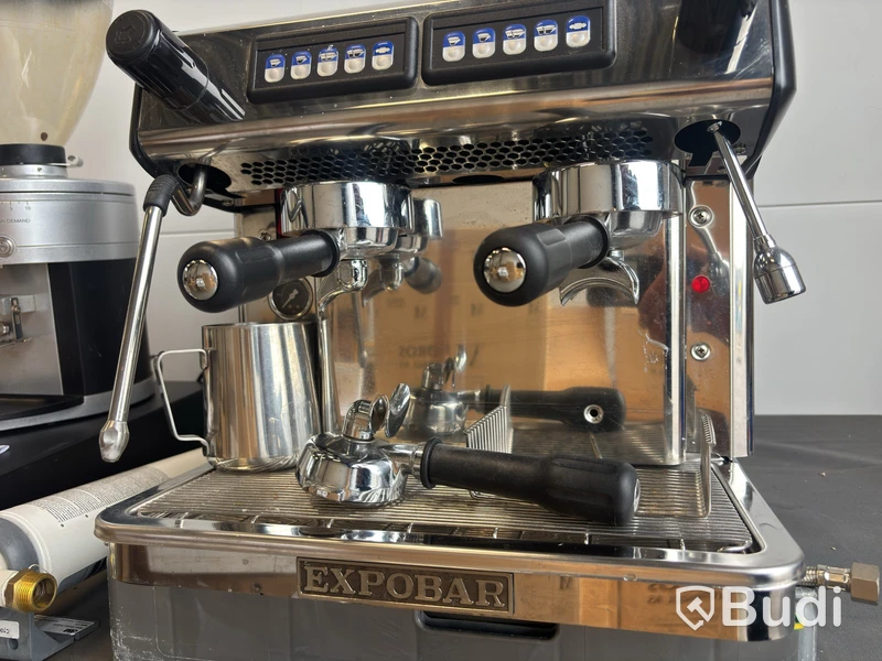 Kaffemaskin Expobar Megacrem, med kvarn.