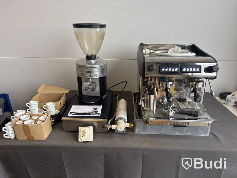 Kaffemaskin Expobar Megacrem, med kvarn.