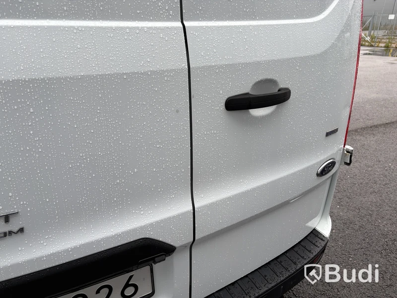 Ford Transit Custom, automatic, 98,398 km