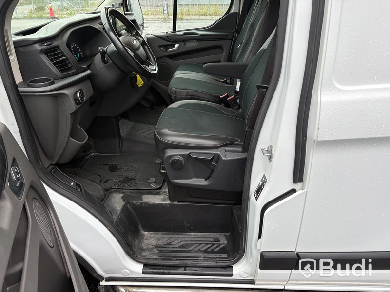 Ford Transit Custom, automatic, 98,398 km