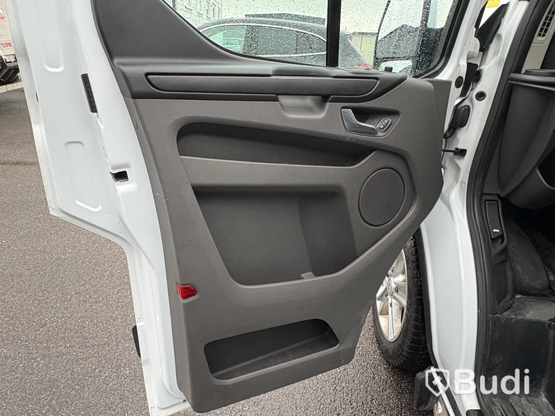 Ford Transit Custom, automatic, 98,398 km