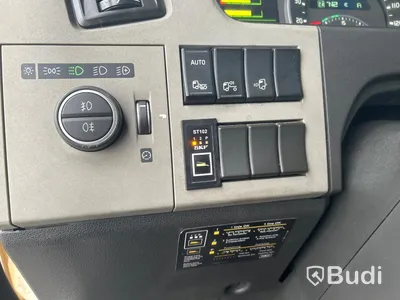 Frontlastare Volvo FM tridem 8X2*6 | NTM FLP-36