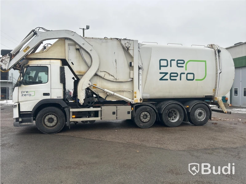 Frontlastare Volvo FM tridem 8X2*6 | NTM FLP-36