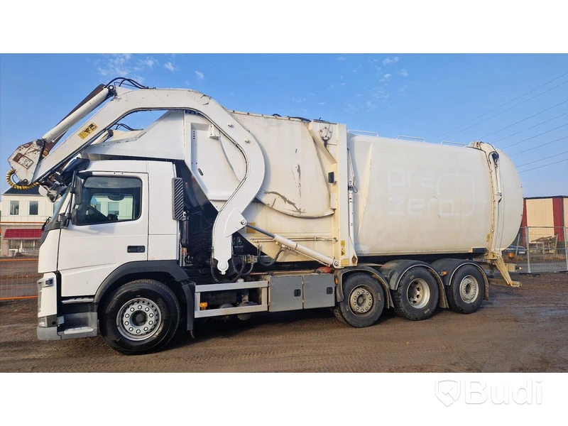 Frontlastare Volvo FM tridem 8X2*6 | NTM FLP-36