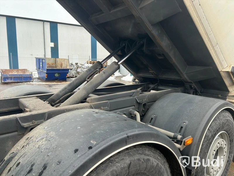 Frontlastare Volvo FM tridem 8X2*6 | NTM FLP-36
