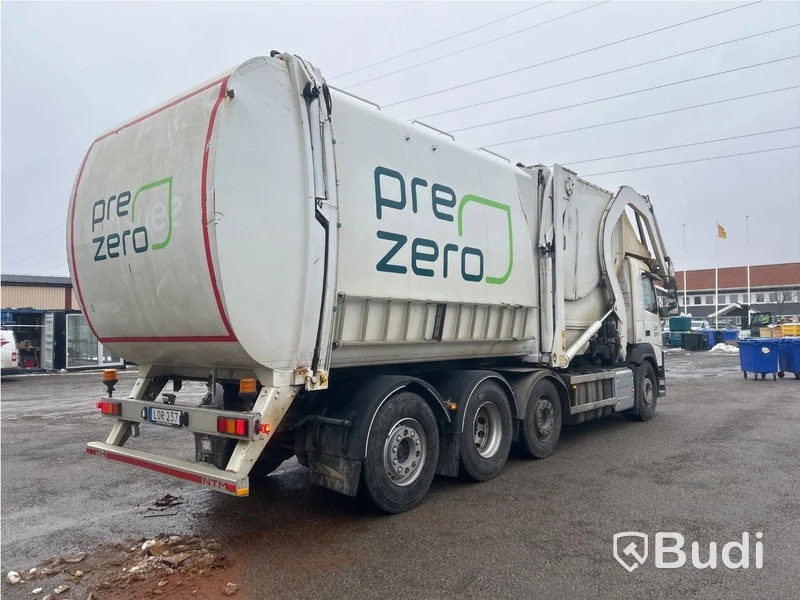 Frontlastare Volvo FM tridem 8X2*6 | NTM FLP-36