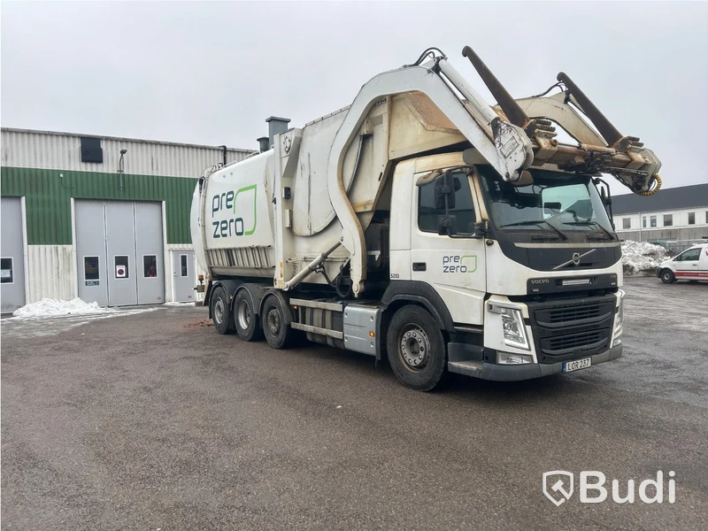 Frontlastare Volvo FM tridem 8X2*6 | NTM FLP-36
